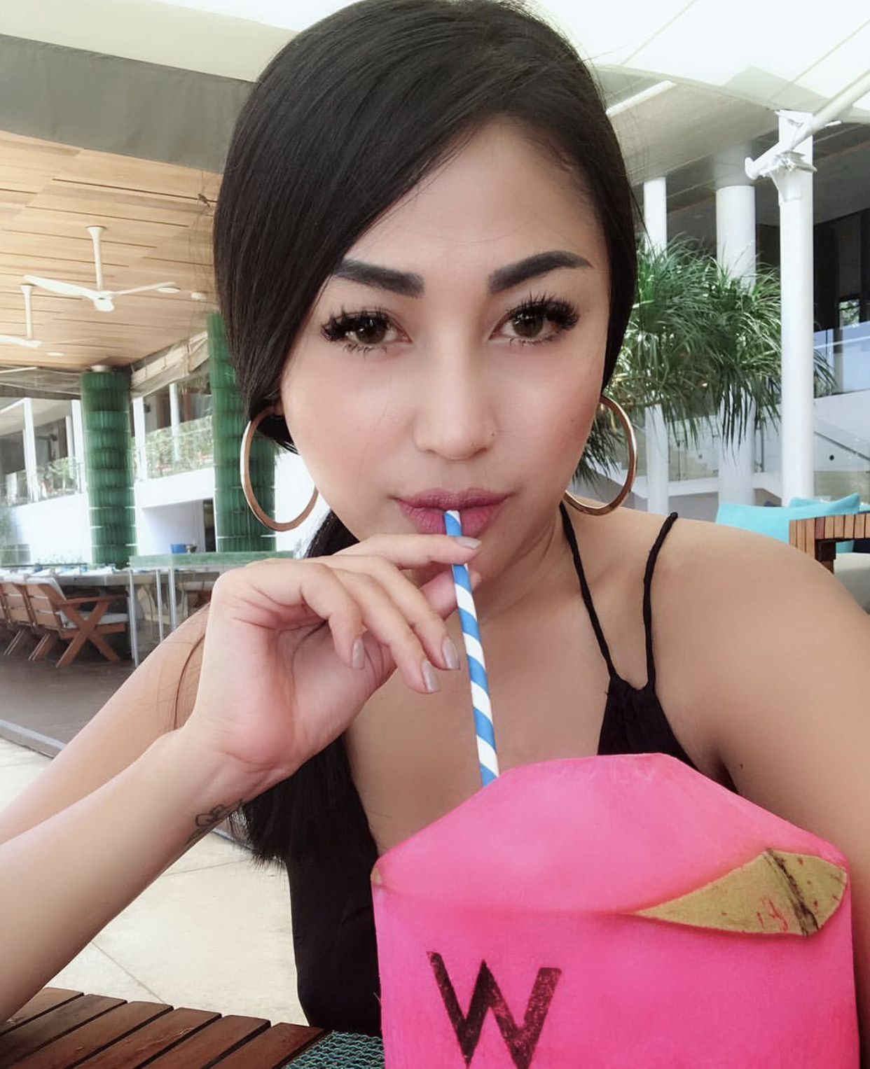 Dora 5'3 or under(160cm),Bisexual,F cup,Thai,Ladies